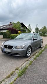 BMW 525i E60 SHZ/PDC/Temp/CarPlay - BMW 525: 525i E60