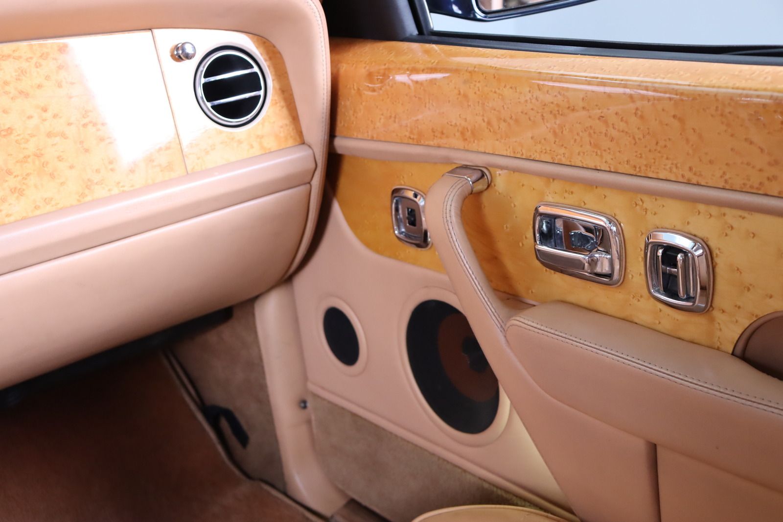 Fahrzeugabbildung Bentley Azure Mulliner Cabriolet * Top-Zustand