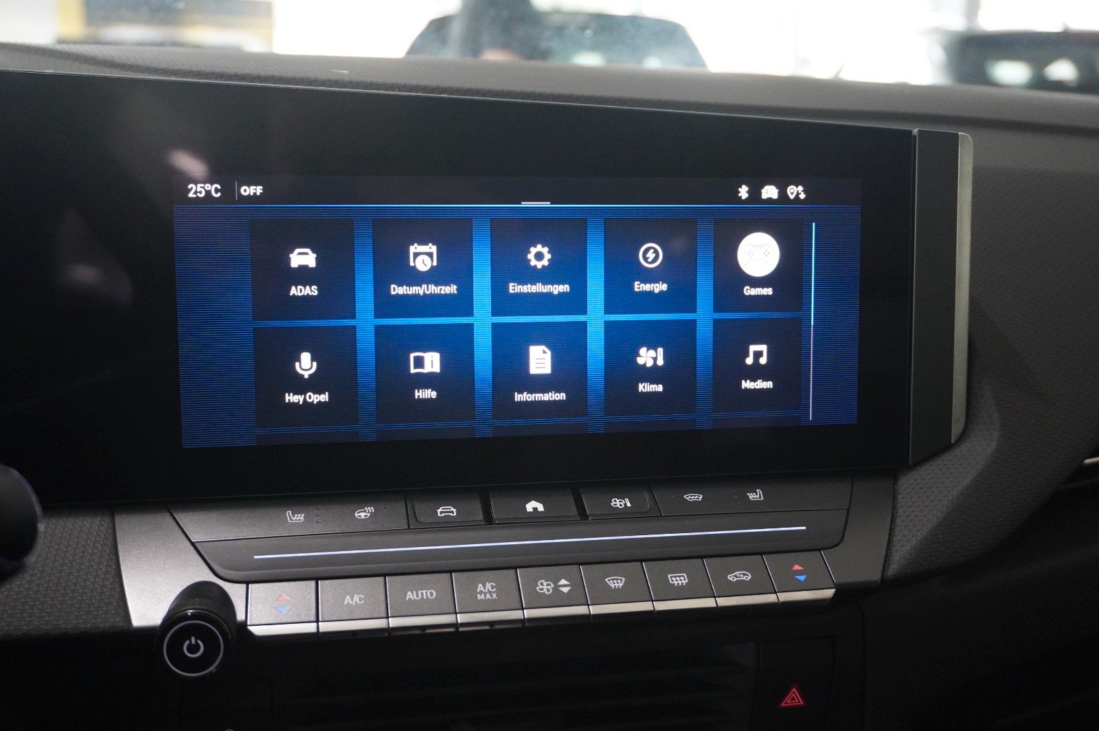 Fahrzeugabbildung Opel Astra L Lim. 1.6 HYBRID ELEGANCE NAVI/LED/KAMERA