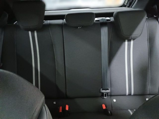Corsa F GS
