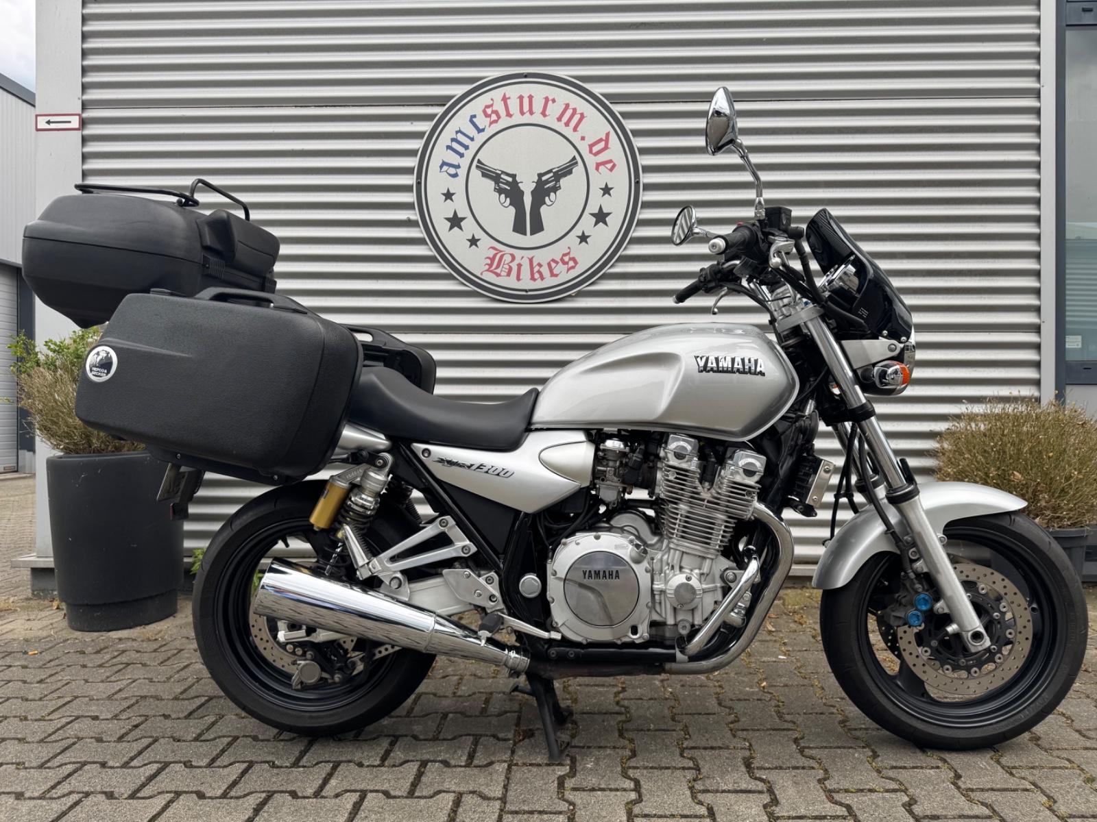 Yamaha XJR1300