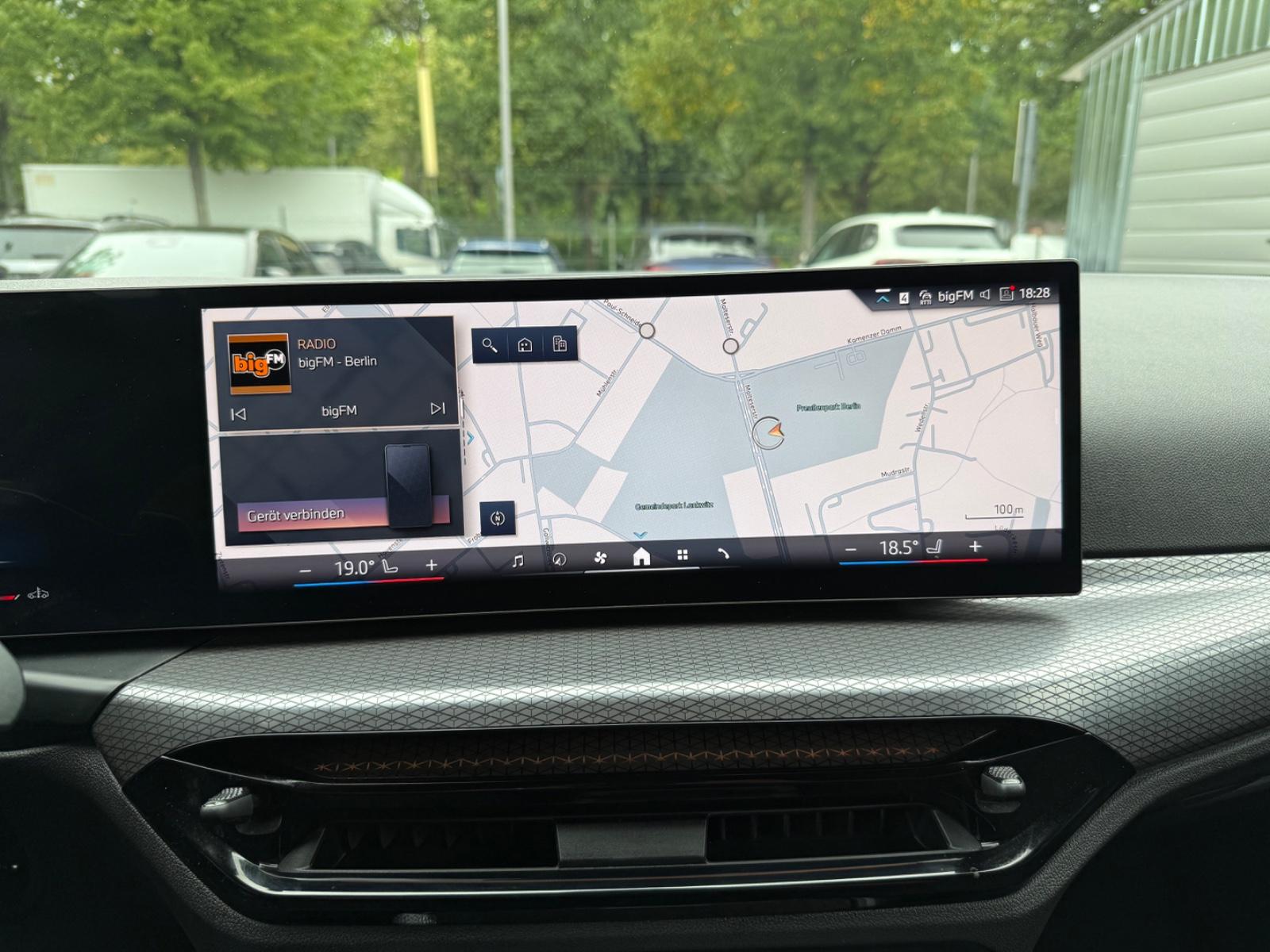 BMW 3 Series I Touring xDrive M Sport/Ambiente/Spur/Apple, миниатюра 20