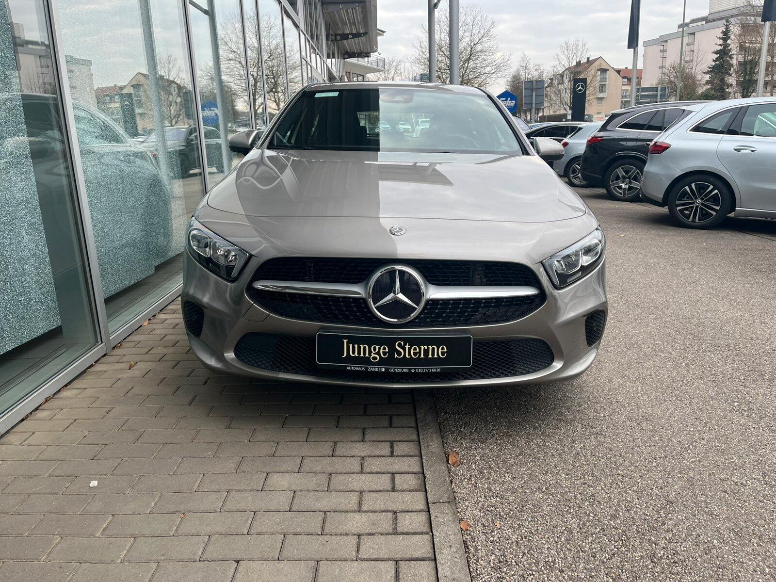 Mercedes-Benz A 200 Progressive*LED*KLIMA*MBUX*PDC*TEMPO*AMBI*