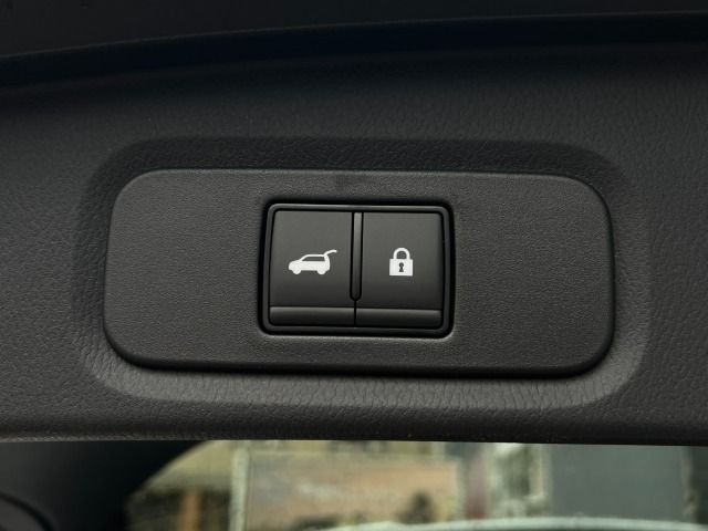 Fahrzeugabbildung Nissan Qashqai 1.3 DIG-T Xtronic Tekna PGD*Bose*MJ26