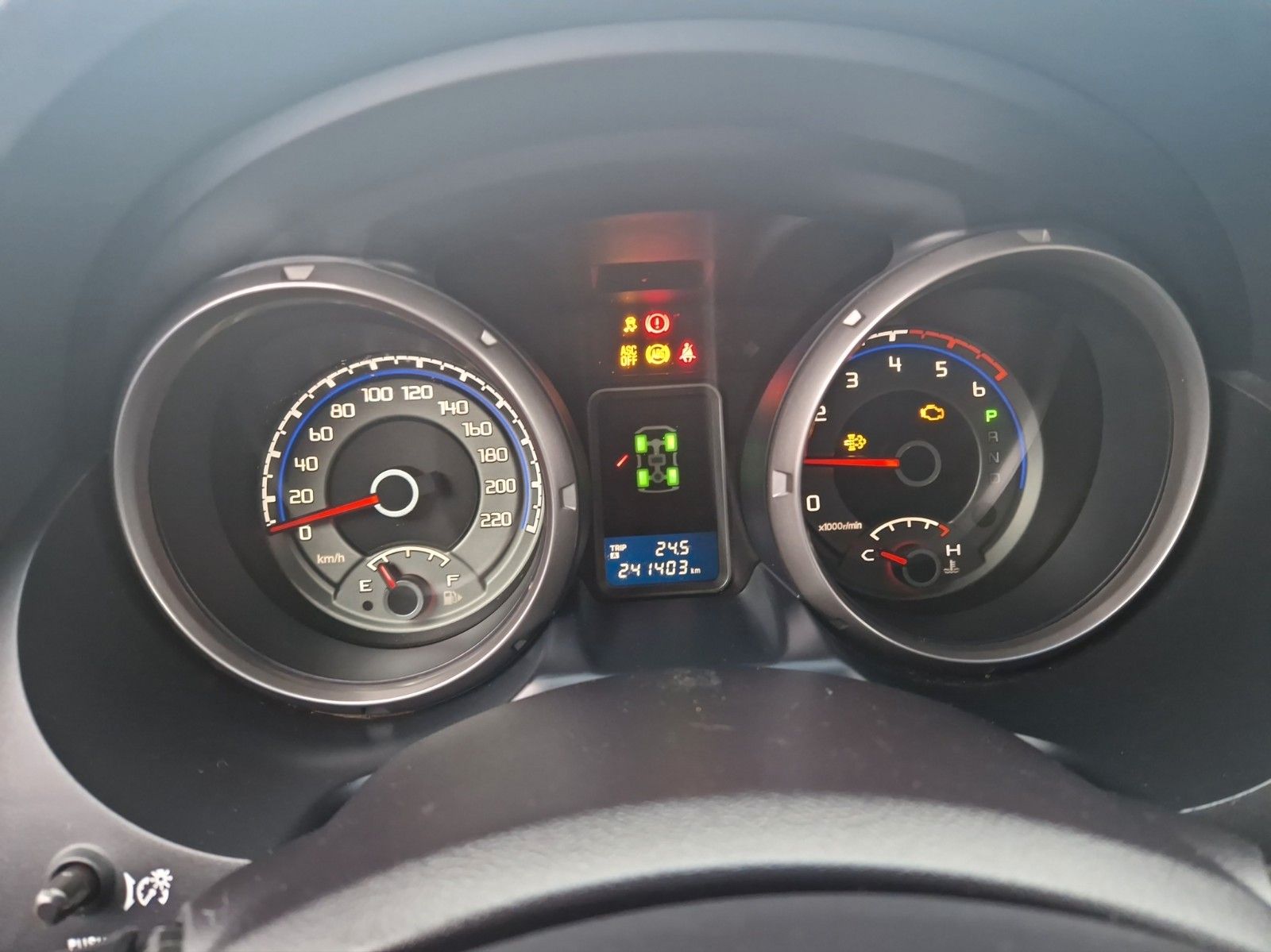 Fahrzeugabbildung Mitsubishi Pajero 3.2 DI-D Instyle ! LEDER ! NAVI ! AHK !