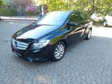 Mercedes-Benz B 180, schwarz, AHK - Behindertengerechte Mercedes-Benz B 180