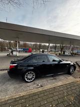 BMW 523i M Paket Schalter TÜV 01/2028 182000 km - BMW 523 in Düsseldorf