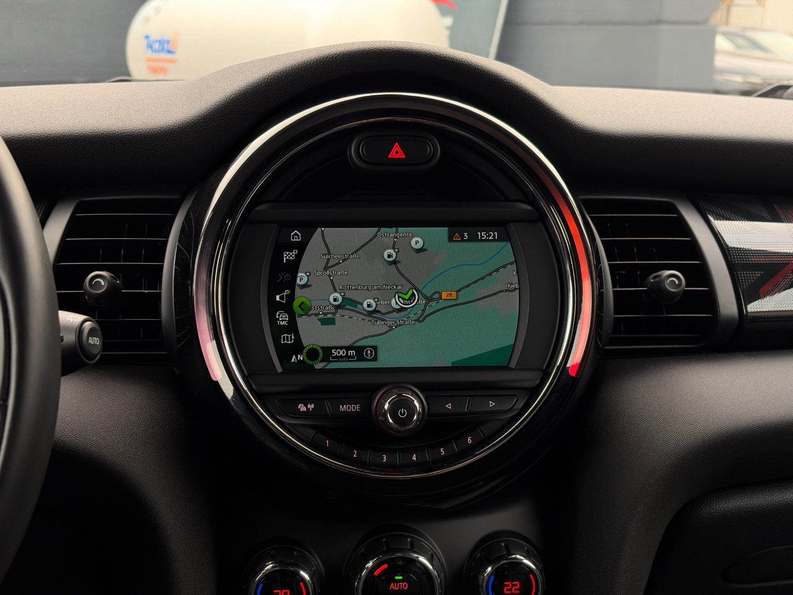 Fahrzeugabbildung MINI Cooper F56 Autom Chili Leder CarPlay Tempo. PDC