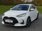 Toyota Yaris 1.5 Team Deutschland LED Android Apple ACC - Toyota Yaris Jahreswagen