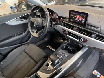 Audi A4 Avant sport *TEMPOMAT*XENON-PLUS*SZHZ*NOTRUF*