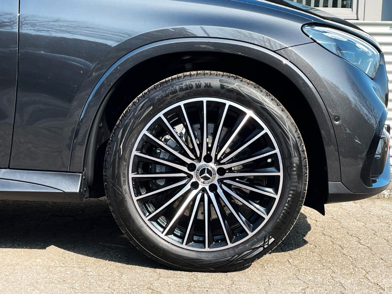 Fahrzeugabbildung Mercedes-Benz GLC 220d 9G 4MATIC AMG-LINE MBUX 20"AMG NIGHT P.