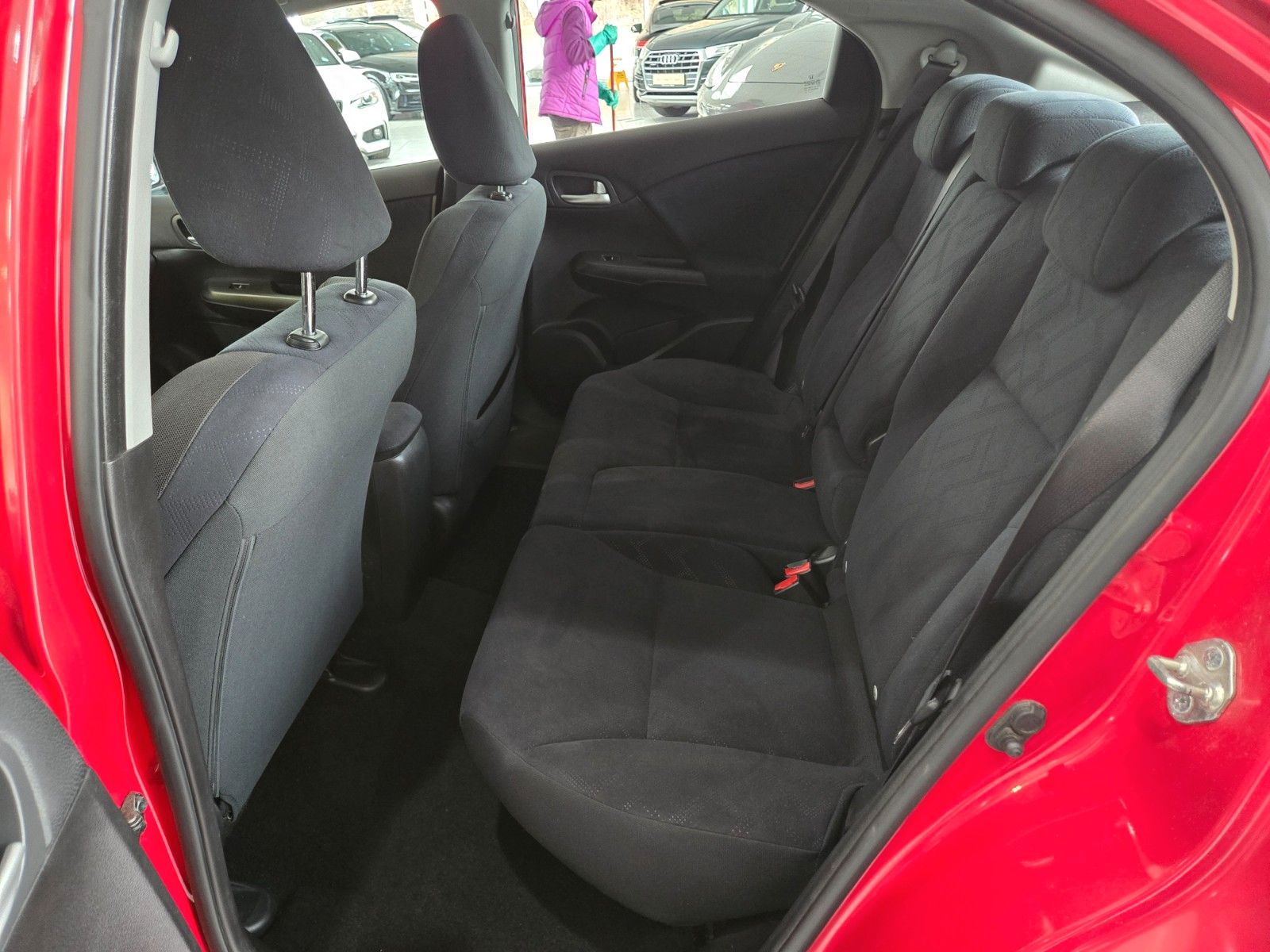 Fahrzeugabbildung Honda Civic Lim. 5-trg. 1.4 Sport