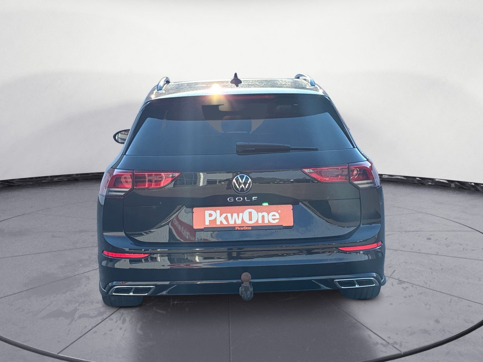 Volkswagen Golf Variant 2.0 TSI R-LINE AHK PDC PANO LED KEY foto 4