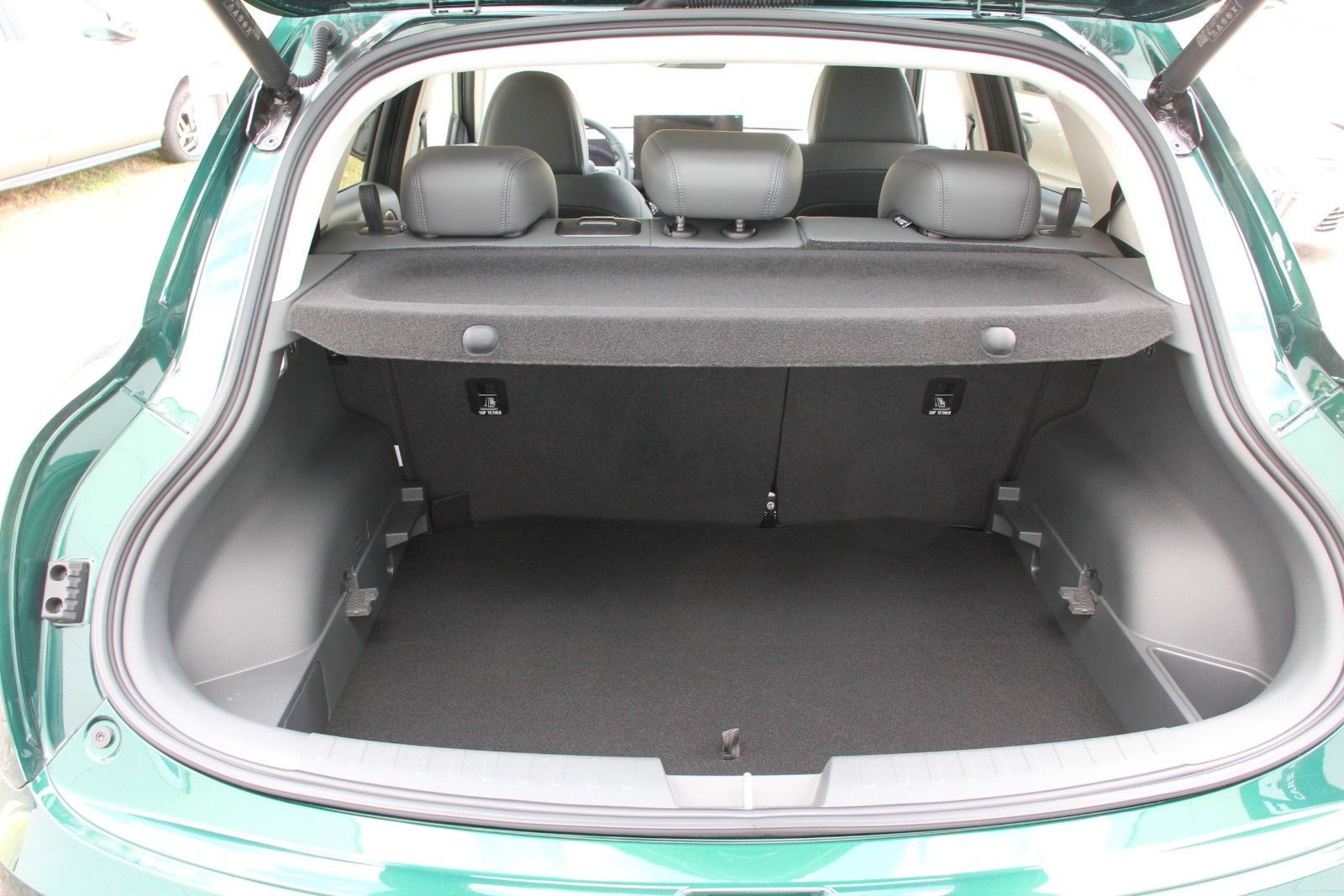 Fahrzeugabbildung GWM ORA 5 SUV Hybrid Luxury Panorama-Glasdach