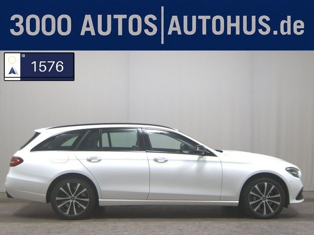 Image of Mercedes-Benz E 300