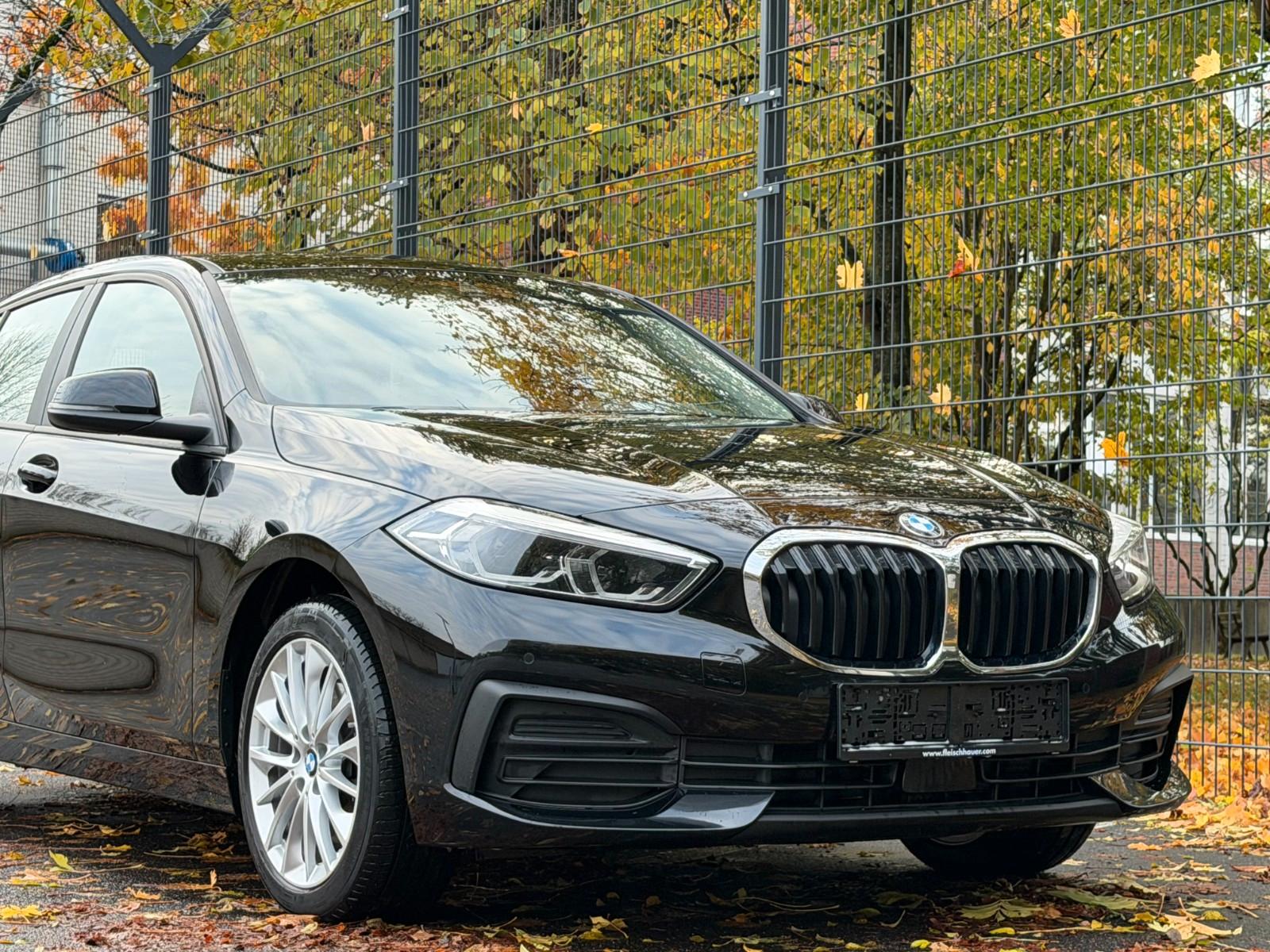 BMW 118 i Advantage Sport M Navi Virtual Tacho