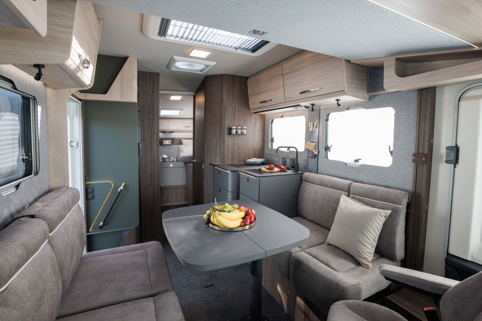 Fahrzeugabbildung Eura Mobil Integra Line 726 EF GT *NATURAL HERITAGE* MJ26