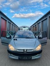 Peugeot 206 2.0 HDi | TÜV | viele Neuteile | zuverlässig - gebrauchte Peugeot 206 aus dem Jahr 2001