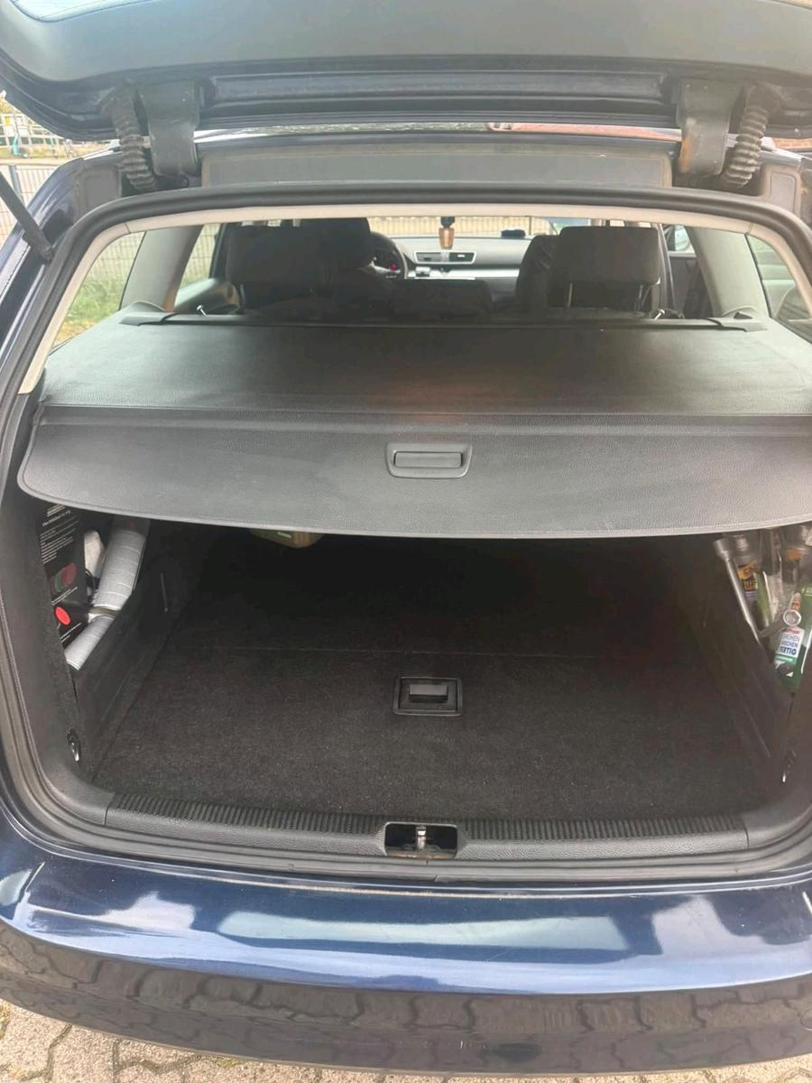 Volkswagen Passat 2011 — photo 8