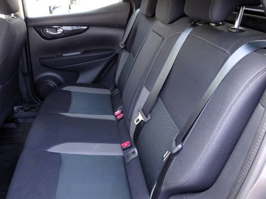 Fahrzeugabbildung Nissan QASHQAI 1.3 DIG-T  DCT-Automatik Zama