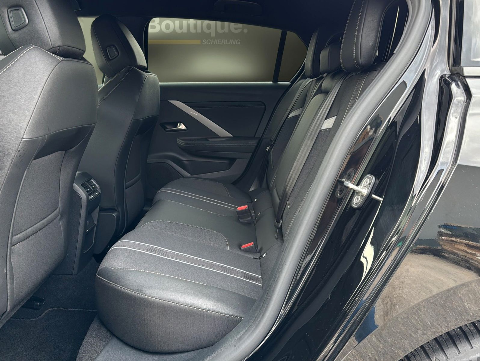 Opel Astra - Bild 11