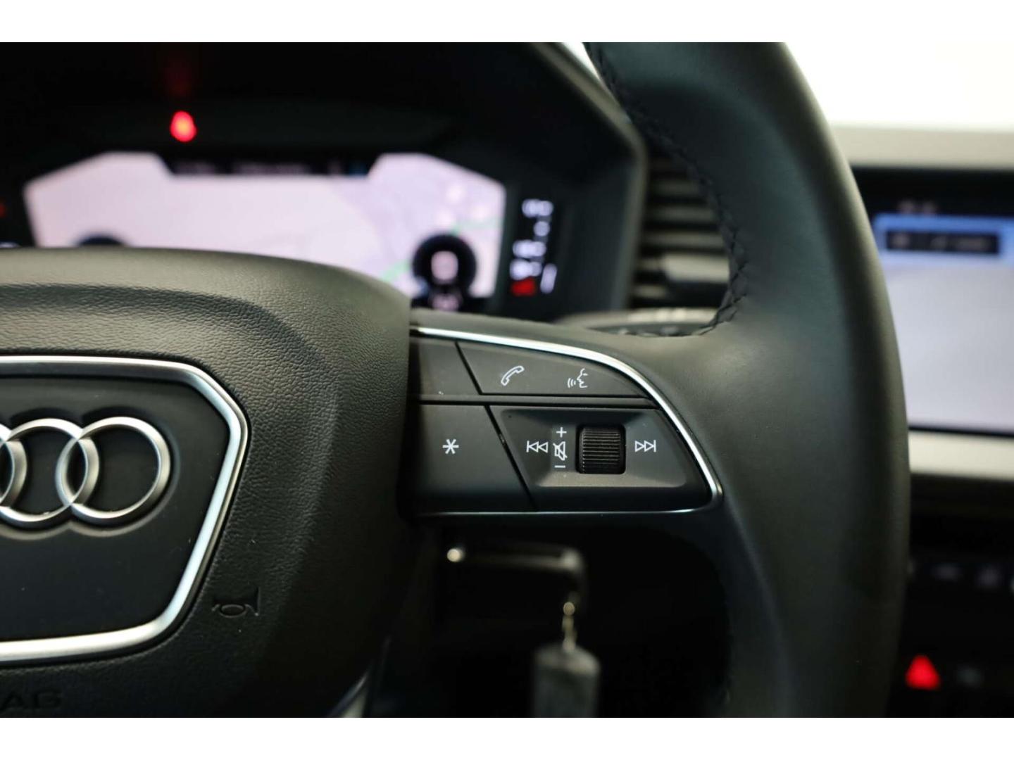 Audi A1 Sportback 35 TFSI Advanced S-Tronic NAV/LED, миниатюра 16
