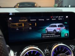 MERCEDES-BENZ GLB 35 AMG*CAM*AMBIENTE*AHK*ACC*NIGHT*SOUND*LED*