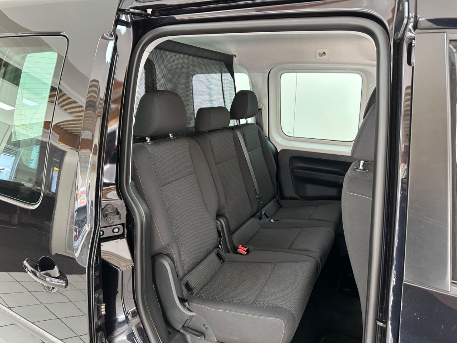 Fahrzeugabbildung Volkswagen Caddy PKW Trendline BMT 4Motion*Navi*Klima*