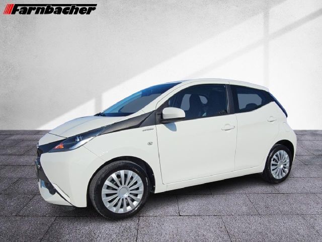 Toyota AYGO 1.0l x-play x-shift(Automatik)