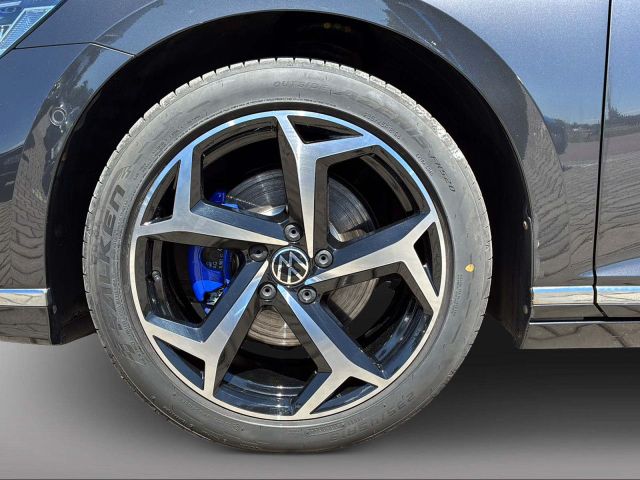 PASSAT VARIANT GTE 1.4 TSI DSG AZV+IQ.LIGHT+NAVI