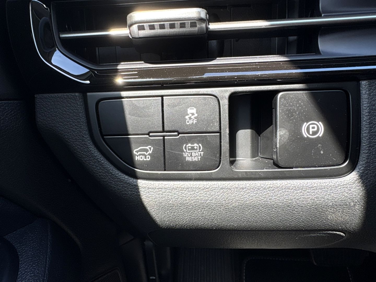 Fahrzeugabbildung Kia Sportage Spirit Hybrid HeadUp LED induktivLaden