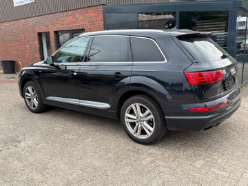Audi Q7 - 6