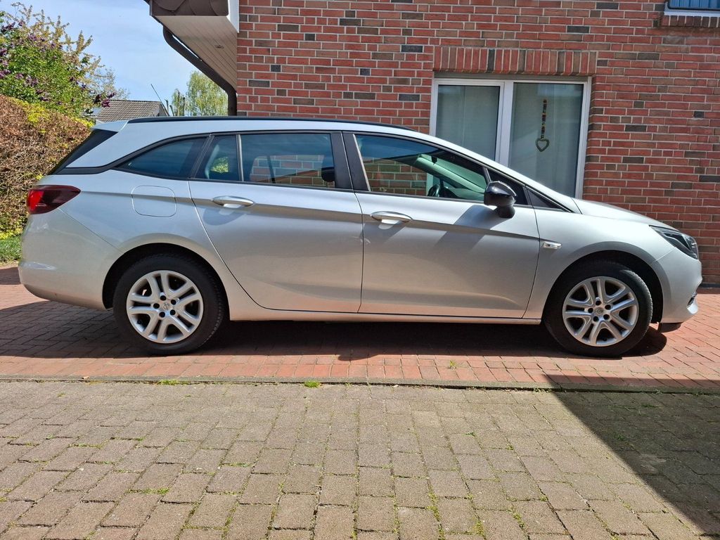 Image of Opel Astra