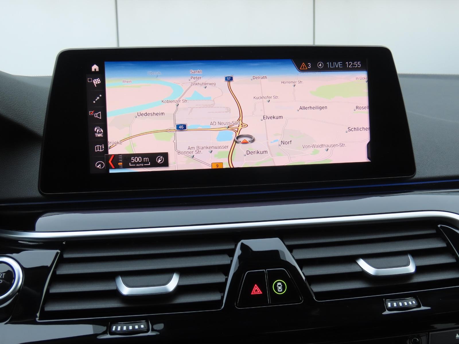 BMW 530e iPerformance Sport Line Leder Ambiente