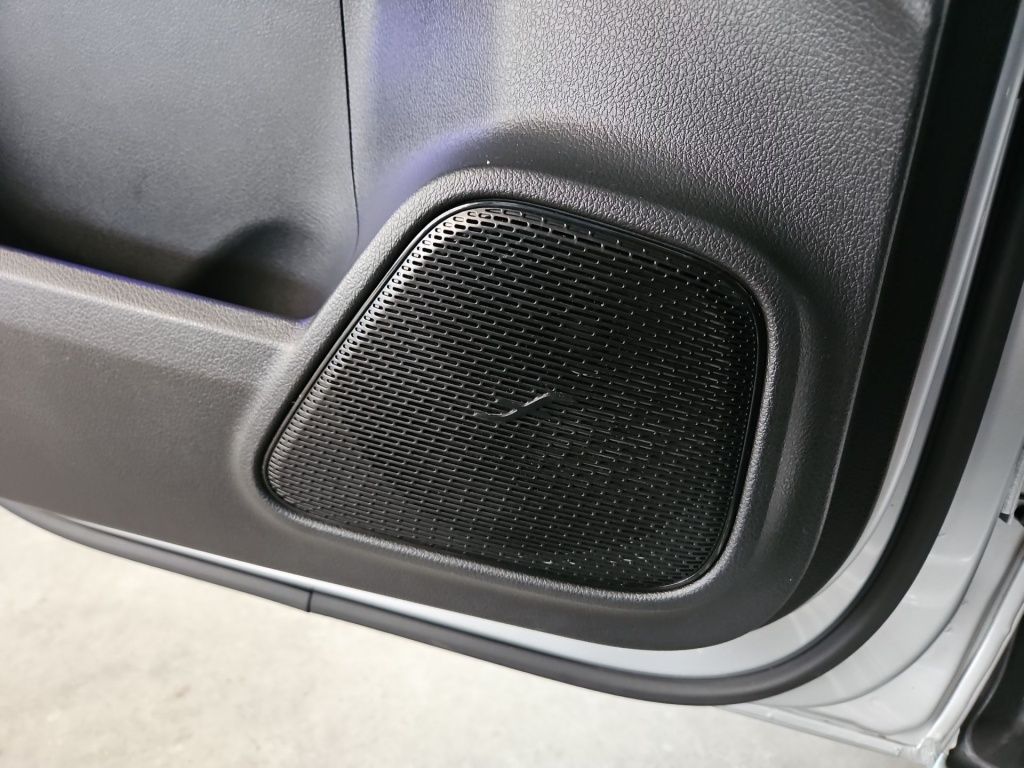 Fahrzeugabbildung Mercedes-Benz B 200 Progressive AHK Multibeam Sound SHZ Ambie.
