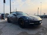 Porsche PORSCHE Panamera 4 PACK TECHART - Porsche Panamera mit Halbautomatikschaltung