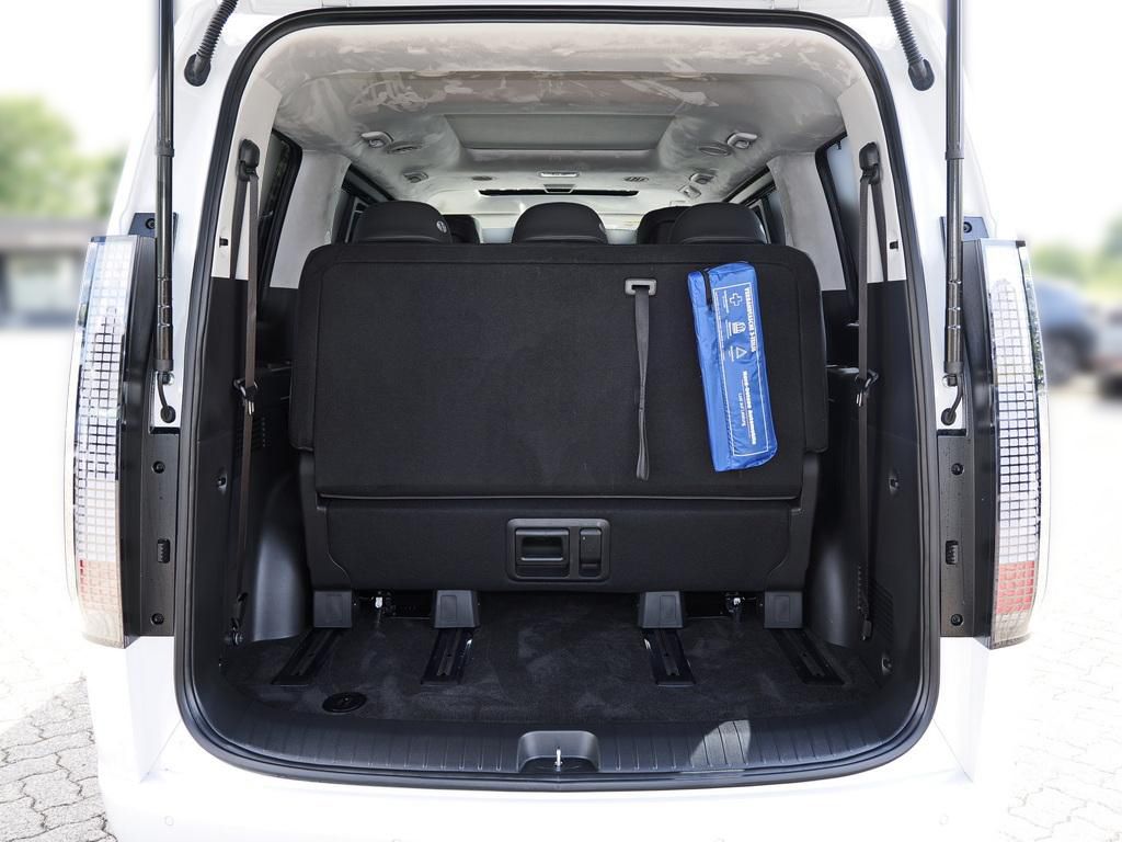 Fahrzeugabbildung Hyundai STARIA HEV 7-Sitzer Signature Panoramadach