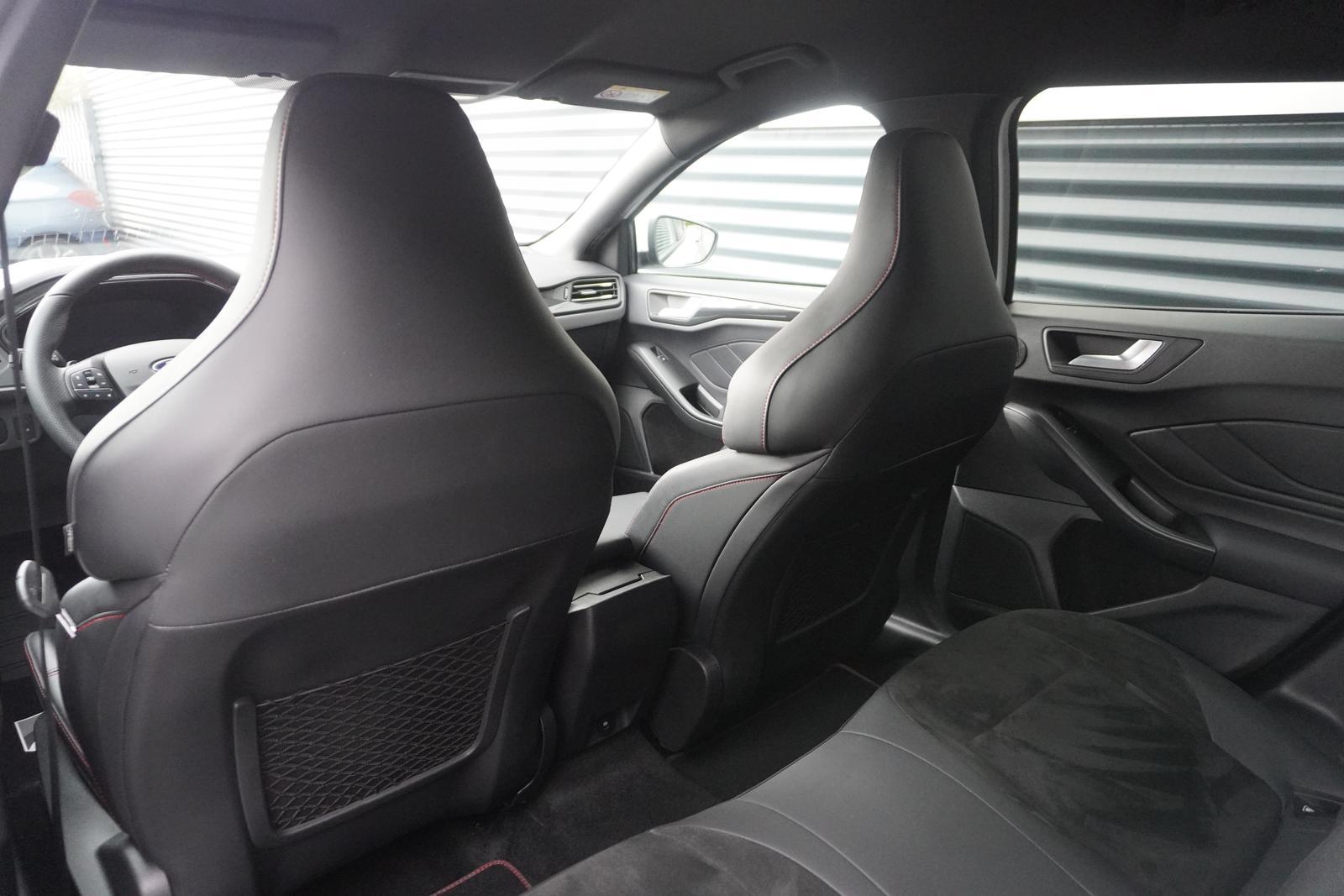 Ford Focus ST X VIRTUAL RECARO KAMERA HEAD-UP B&O, миниатюра 18