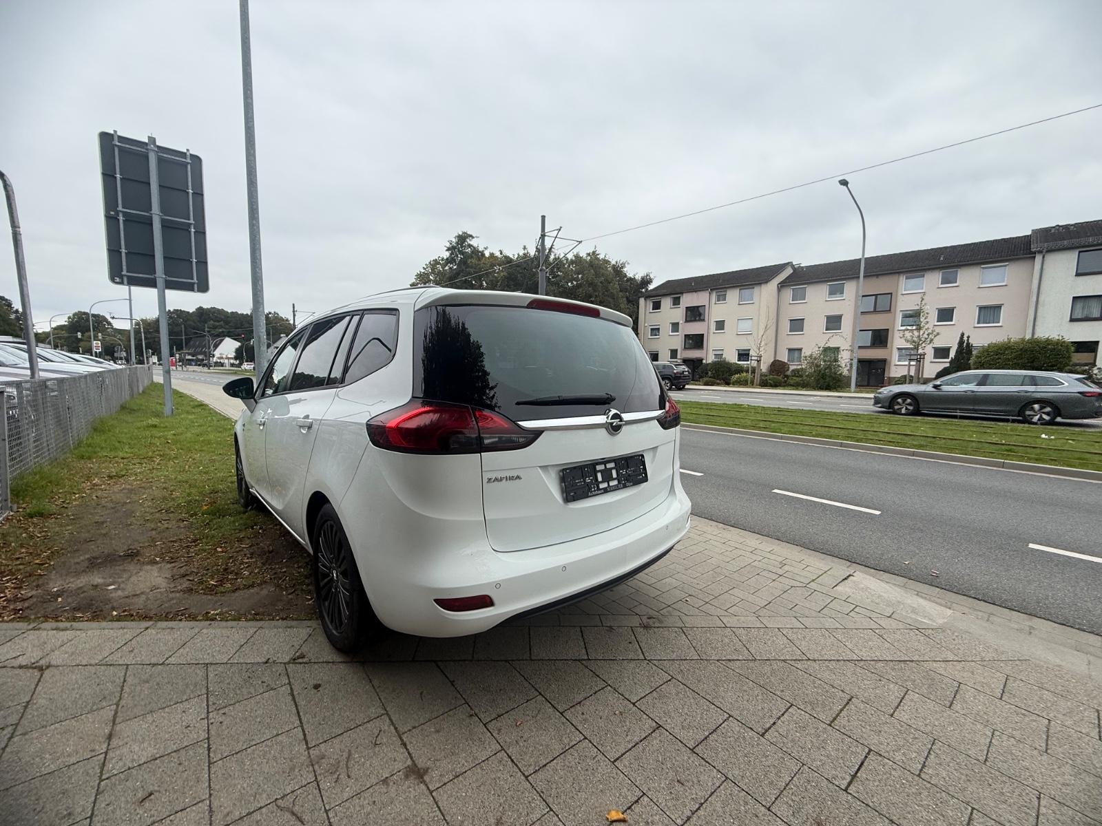 Opel Zafira C 120 Jahre Start/Stop
