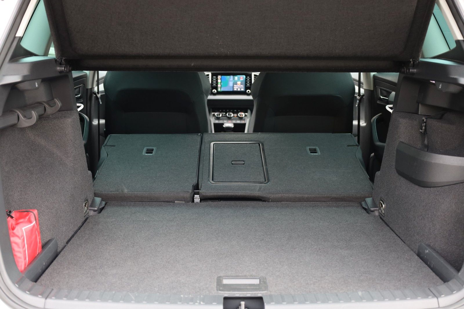Fahrzeugabbildung SKODA Karoq Ambition 1.5 ACT DSG *Smart Link *SHZ