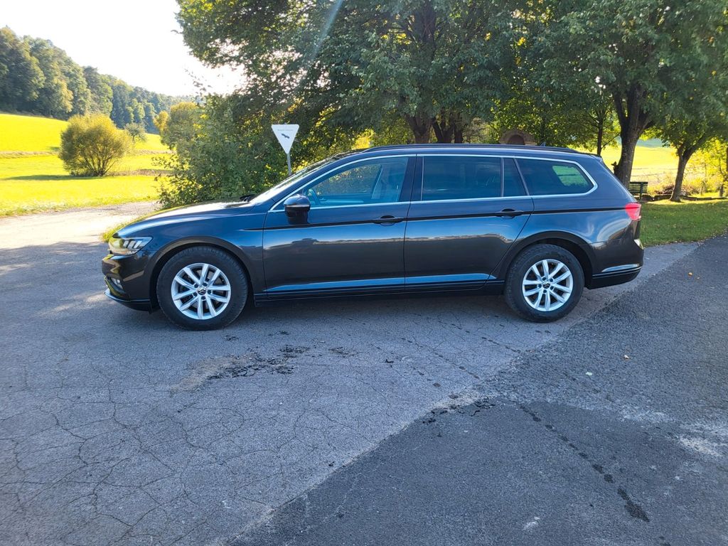 Image of Volkswagen Passat Variant