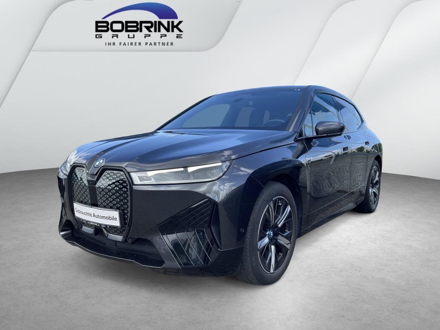 BMW iX xDrive40 Sportpaket AHK Laser Fernlichtassist