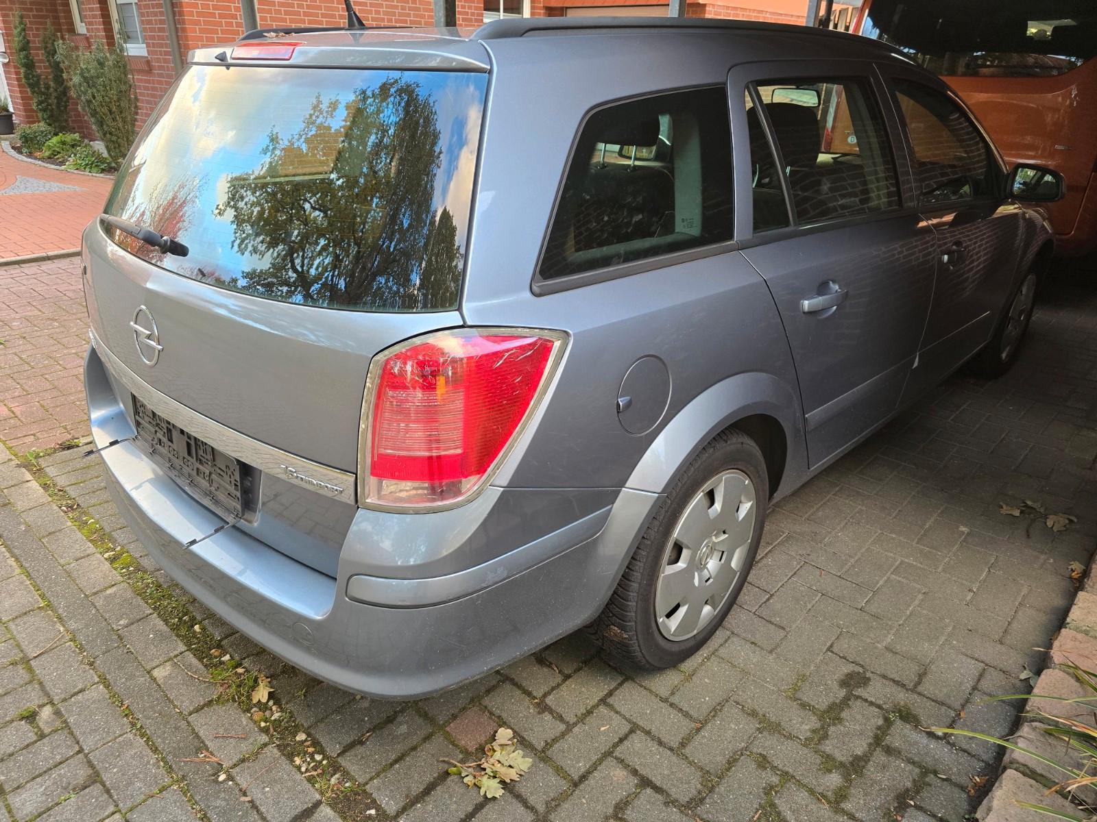 Opel Astra 2005 — engine 1.598 cm³, 105 HP (77kW)