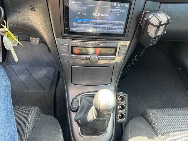Toyota Avensis 1.8 Liftback