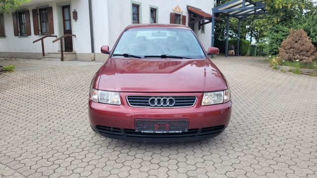 Audi A3 1,6 automatik leder tüv,26