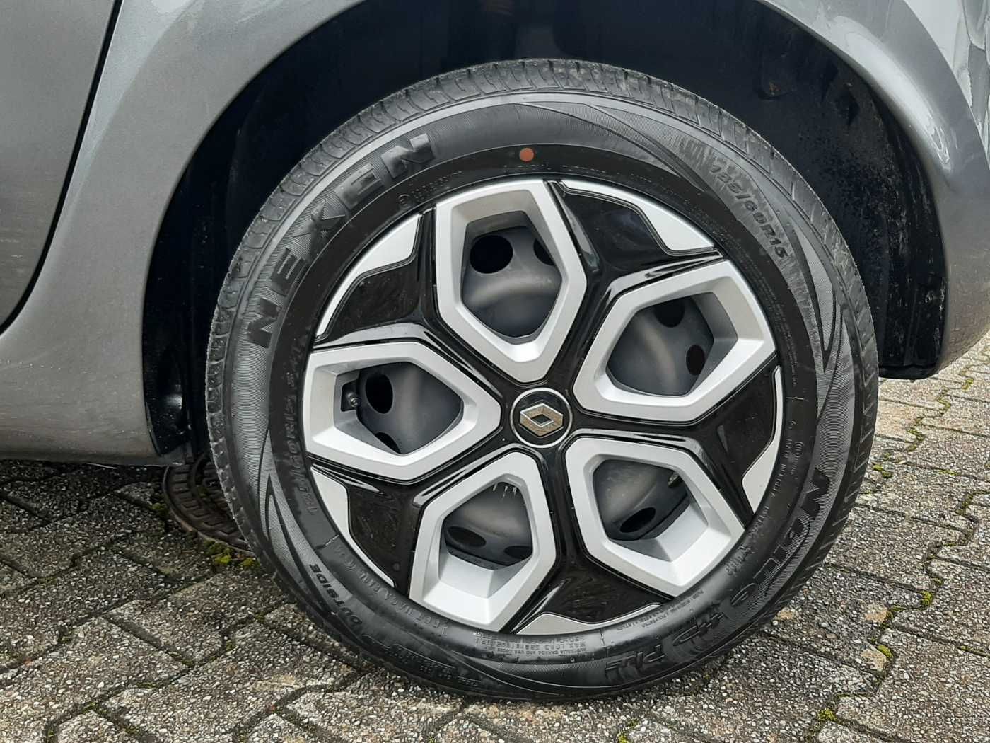 Fahrzeugabbildung Renault Twingo Limited SCe 65