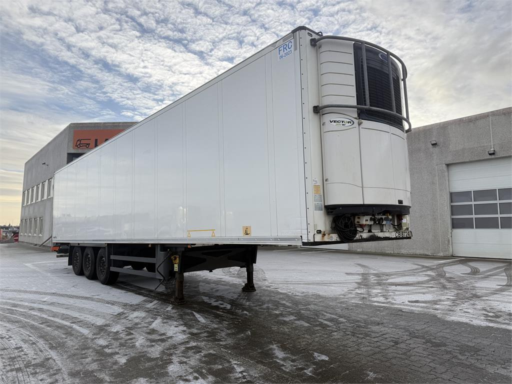 Schmitz Cargobull Refrigerated trailer / Kühlauflieger / Køletrail
