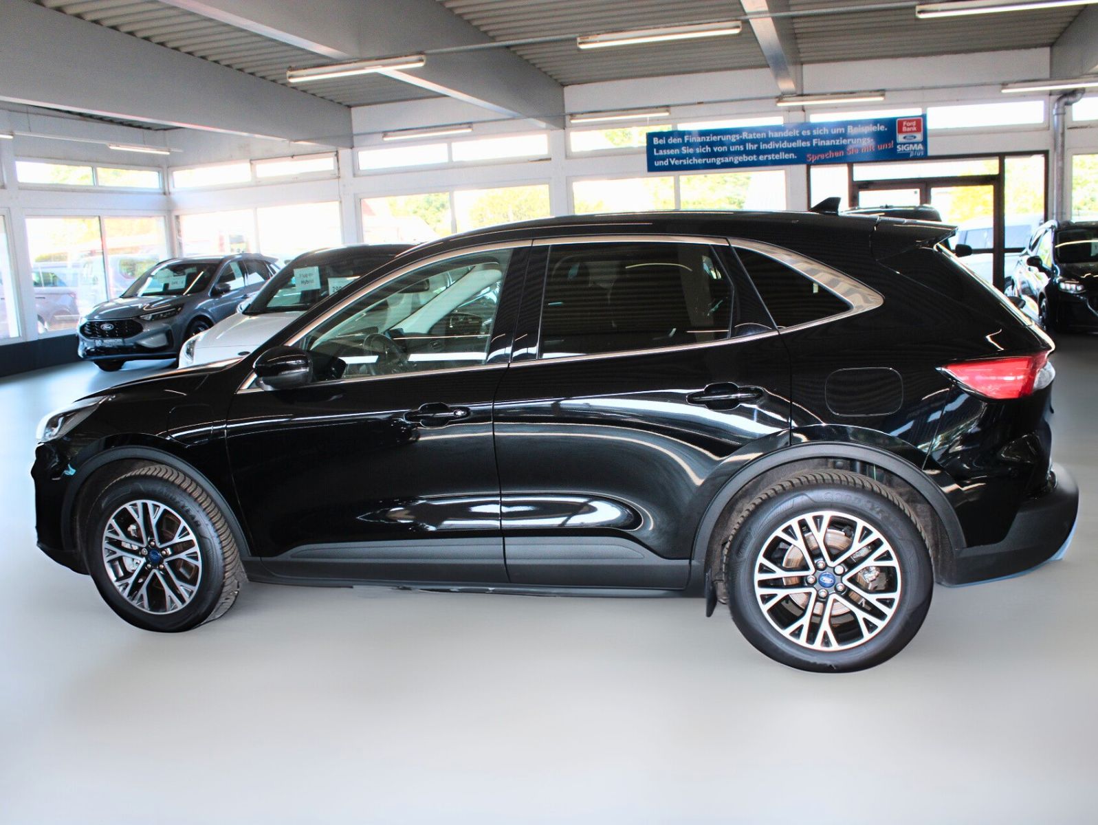 Fahrzeugabbildung Ford Kuga PHEV Titanium Aut. el.Heckklappe WinterPak.