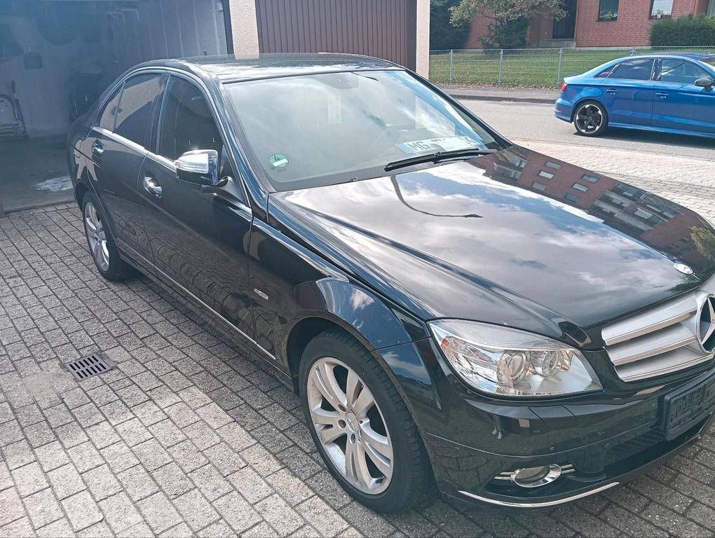 Mercedes-Benz C 220