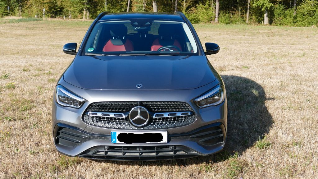 Image of Mercedes-Benz GLA 200
